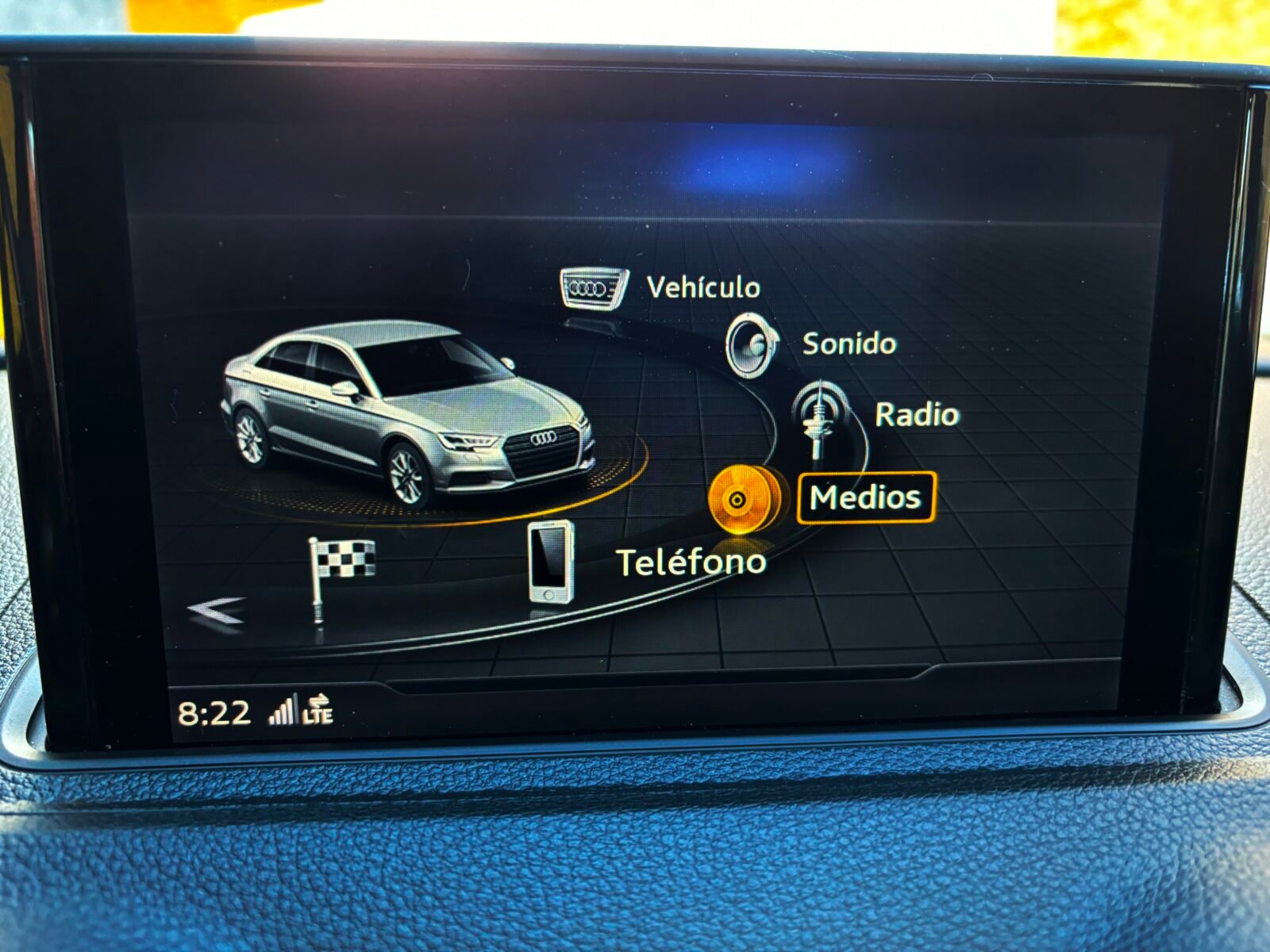 AUDI A3 1.4 TFSI 150CV gasolina Sedan