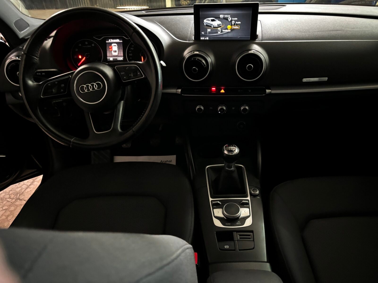 AUDI A3 1.4 TFSI 150CV gasolina Sedan