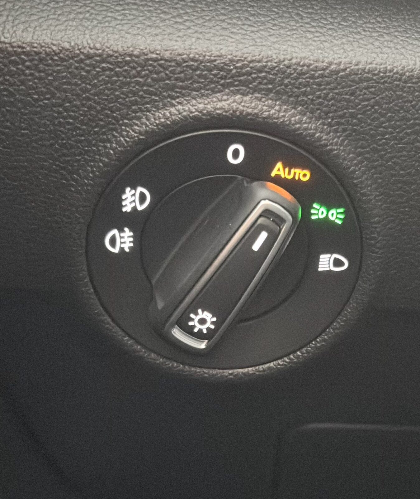 VOLKSWAGEN 1.5 TFSI 35 150CV