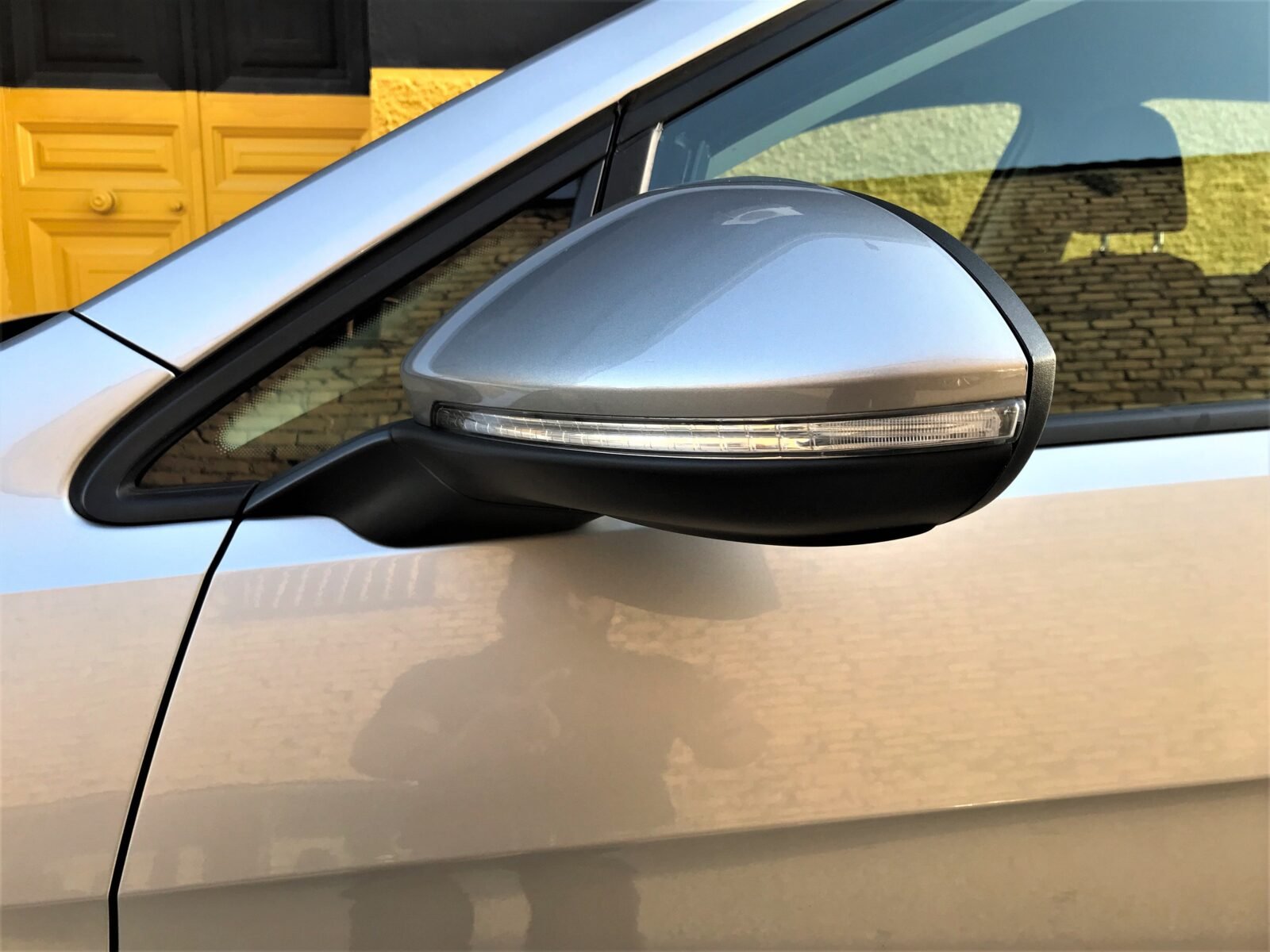 VOLKSWAGEN Golf Business 1.6 TDI Variant