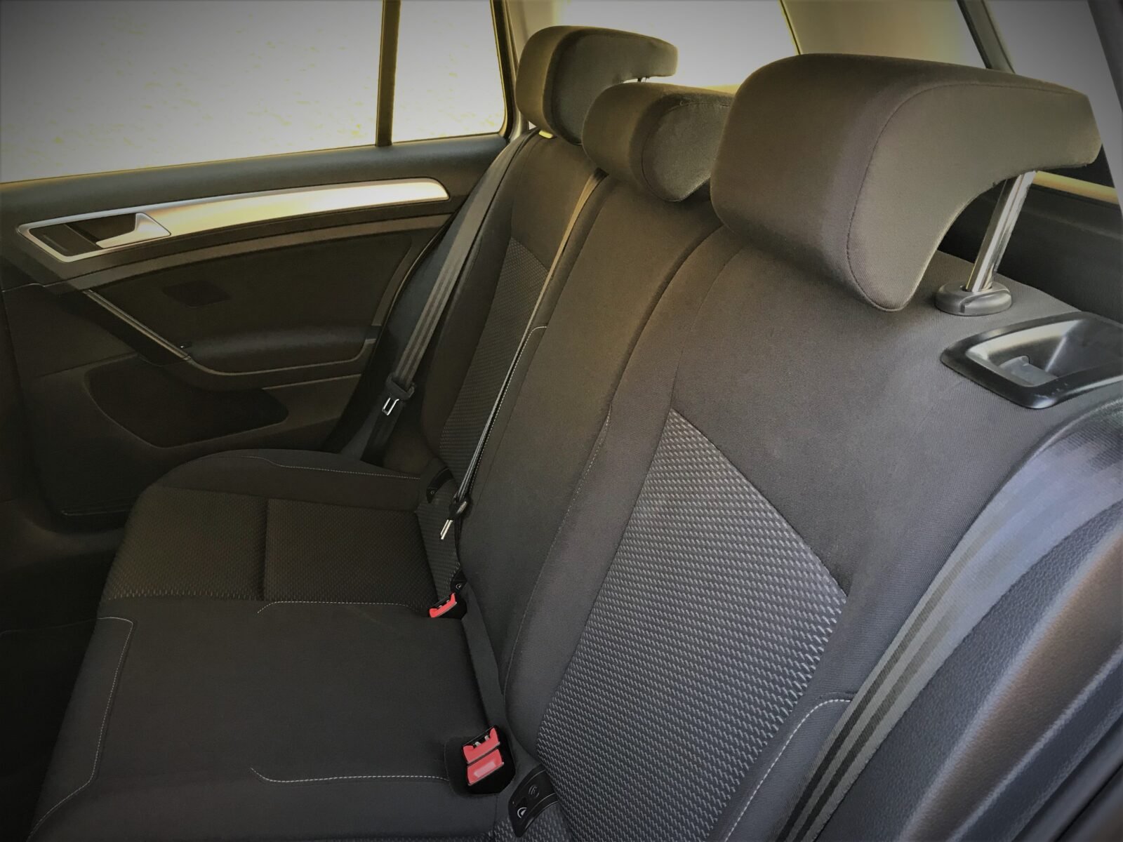 VOLKSWAGEN Golf Business 1.6 TDI Variant