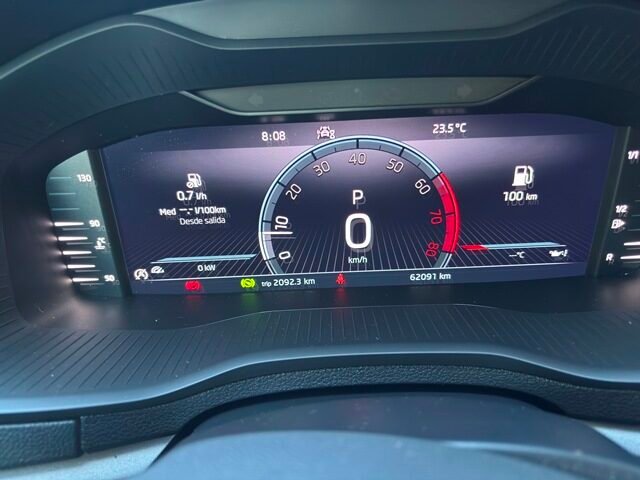 SKODA KAROQ 1.5 TSI 150 CV DSG ACT AUTOMATICO