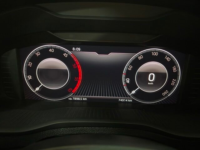 SKODA KAROQ 2.0 TDI 150 CV DSG 4x4–AUTOMÁTICO – 2021