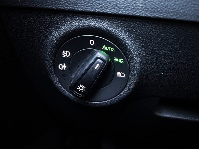SKODA KAROQ 2.0 TDI 150 CV DSG 4x4–AUTOMÁTICO – 2021