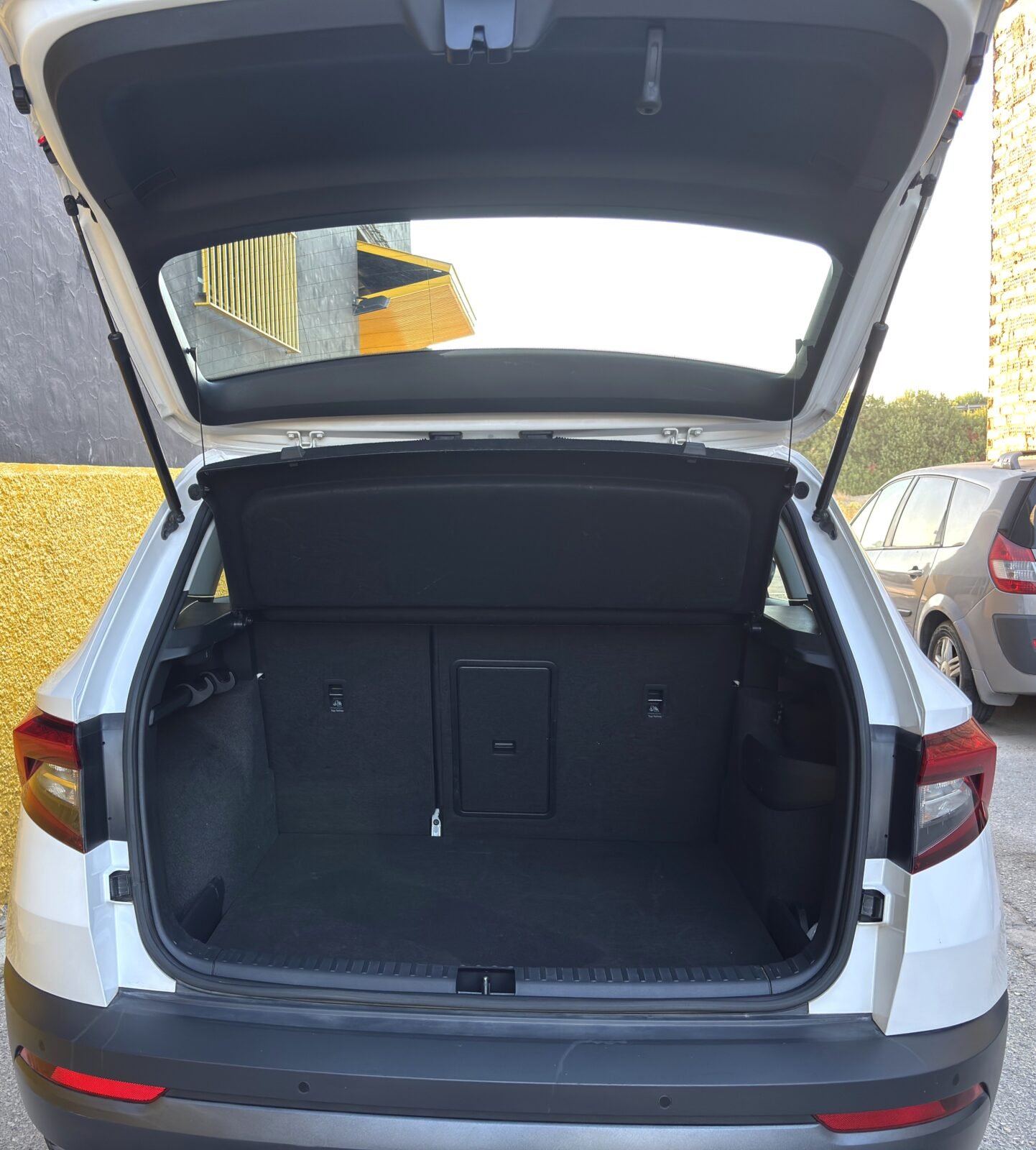 SKODA KAROQ 2.0 TDI 150 CV DSG 4x4–AUTOMÁTICO – 2021